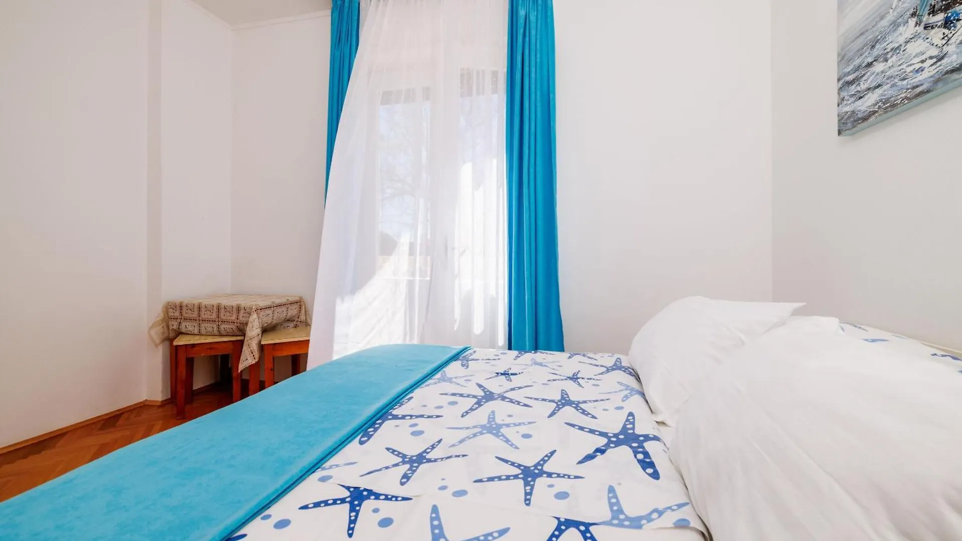 Apartments And Room Petar Banjol