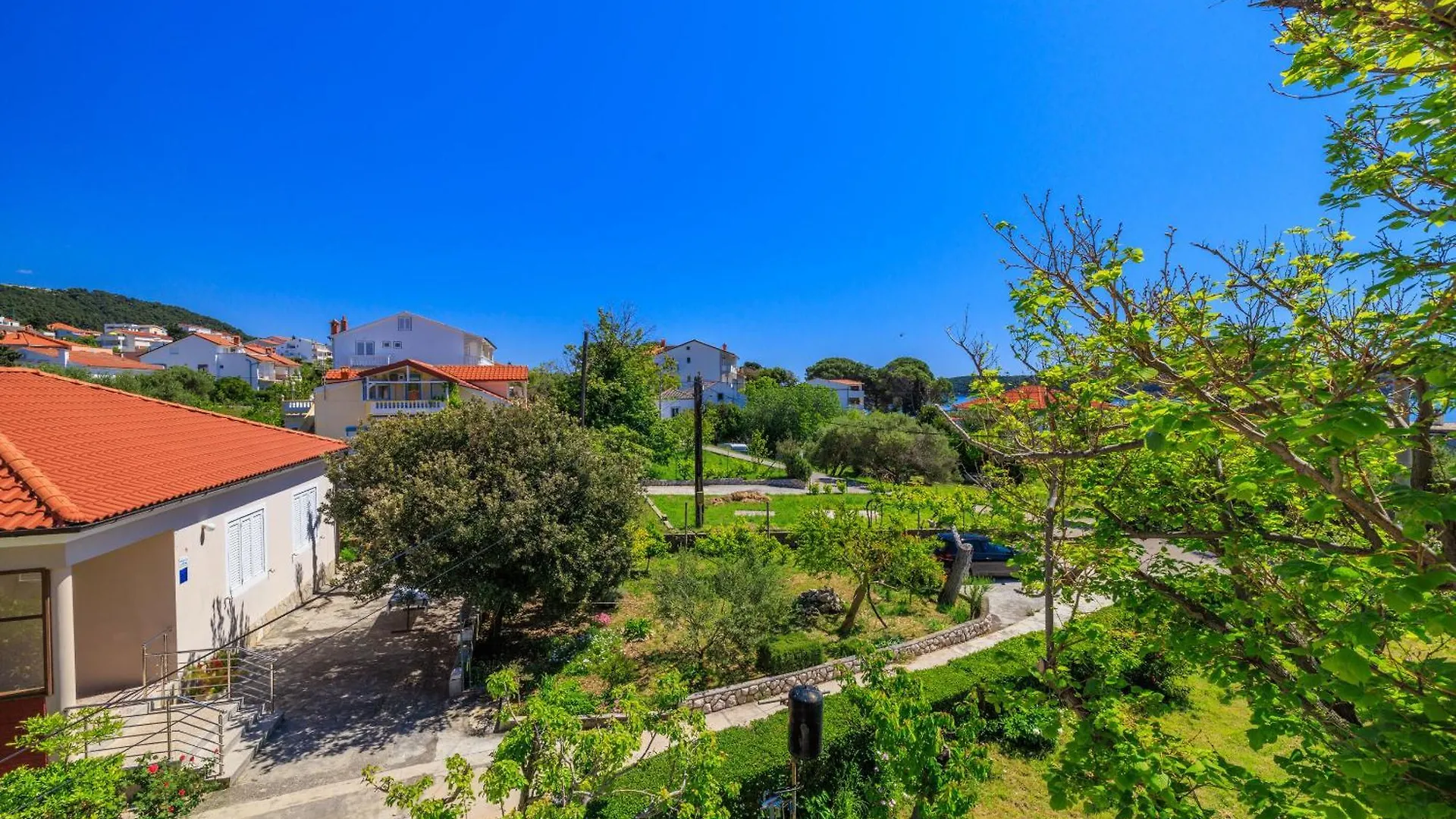 Apartments And Room Petar Banjol