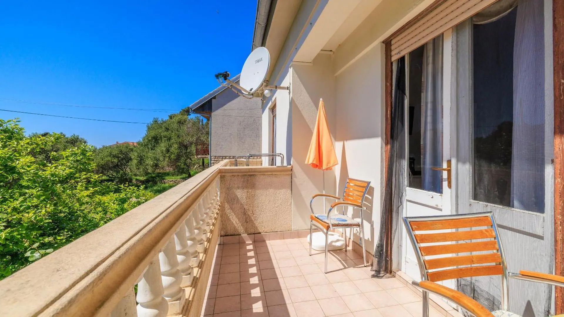 Apartments And Room Petar Banjol