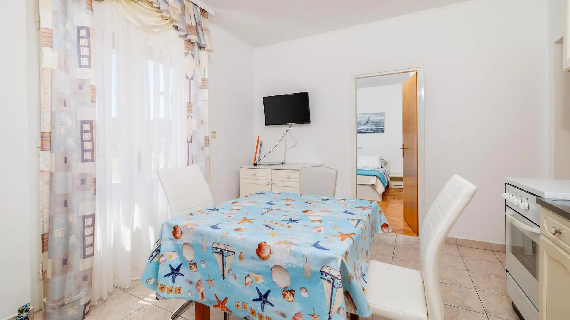 Apartments And Room Petar Banjol